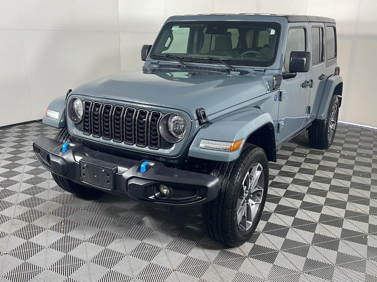 2024 Jeep Wrangler 4xe Sport S photo 2