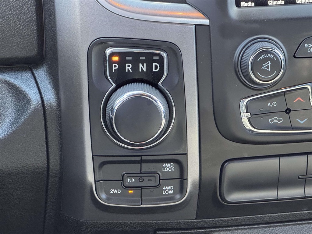 2022 Ram 1500 Classic Warlock photo 20