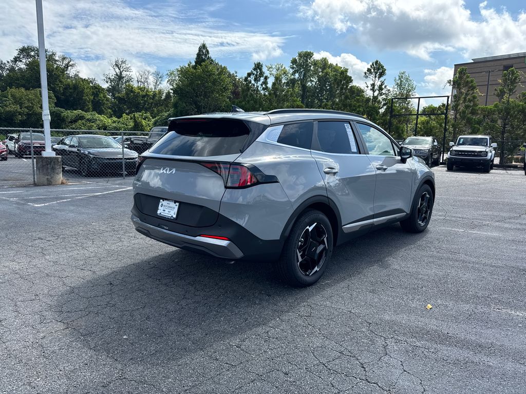 2026 Kia Sportage EX photo 3