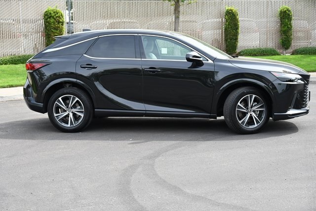 2023 Lexus RX 350h Premium photo 3