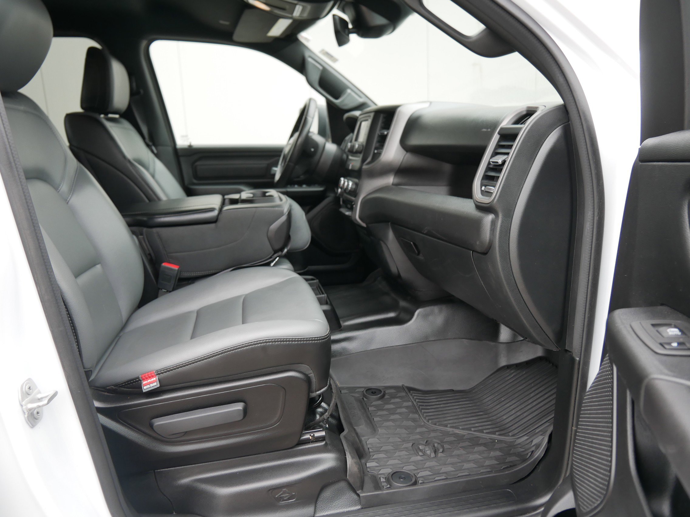 2022 Ram 1500 Tradesman photo 14