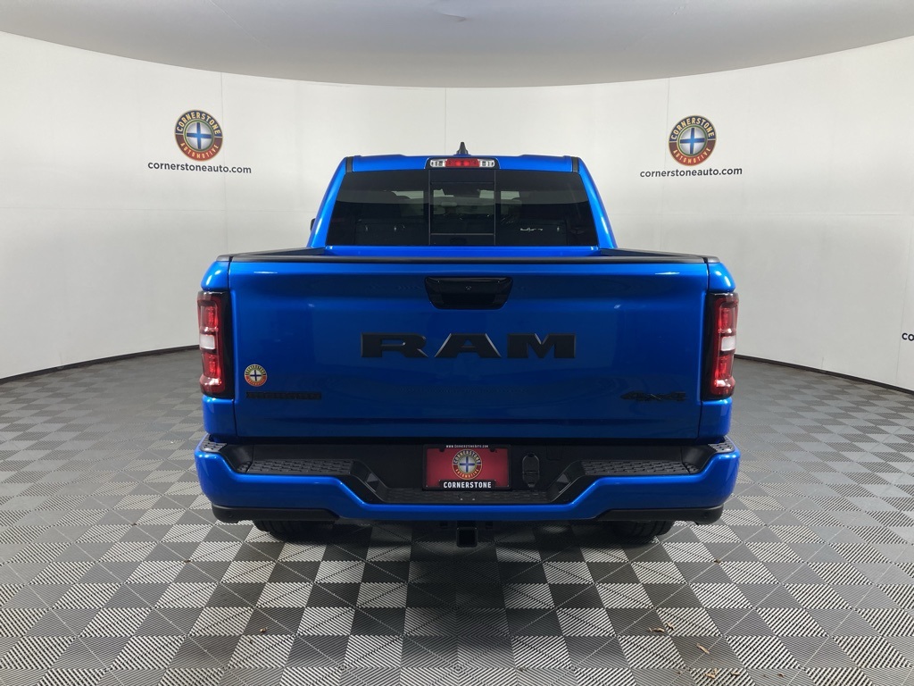 2025 Ram 1500 Big Horn photo 2