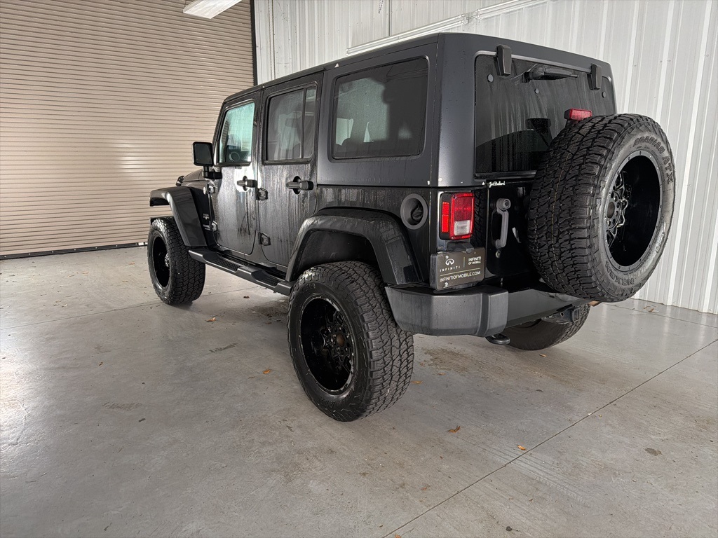 2016 Jeep Wrangler Unlimited Sahara's photo