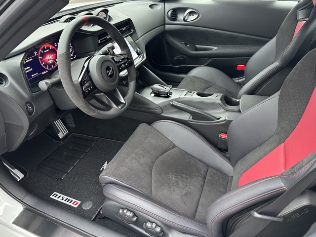2024 Nissan Z Nismo photo 10
