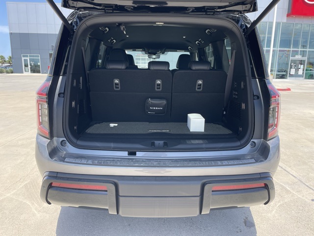 2025 Nissan Armada photo 4