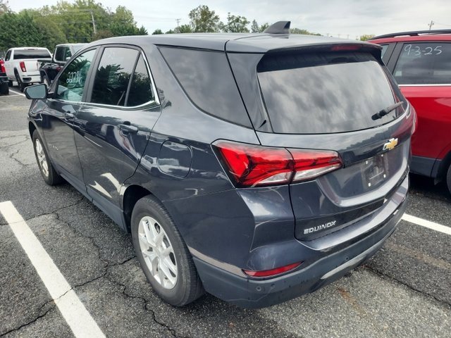 2022 Chevrolet Equinox LT photo 2