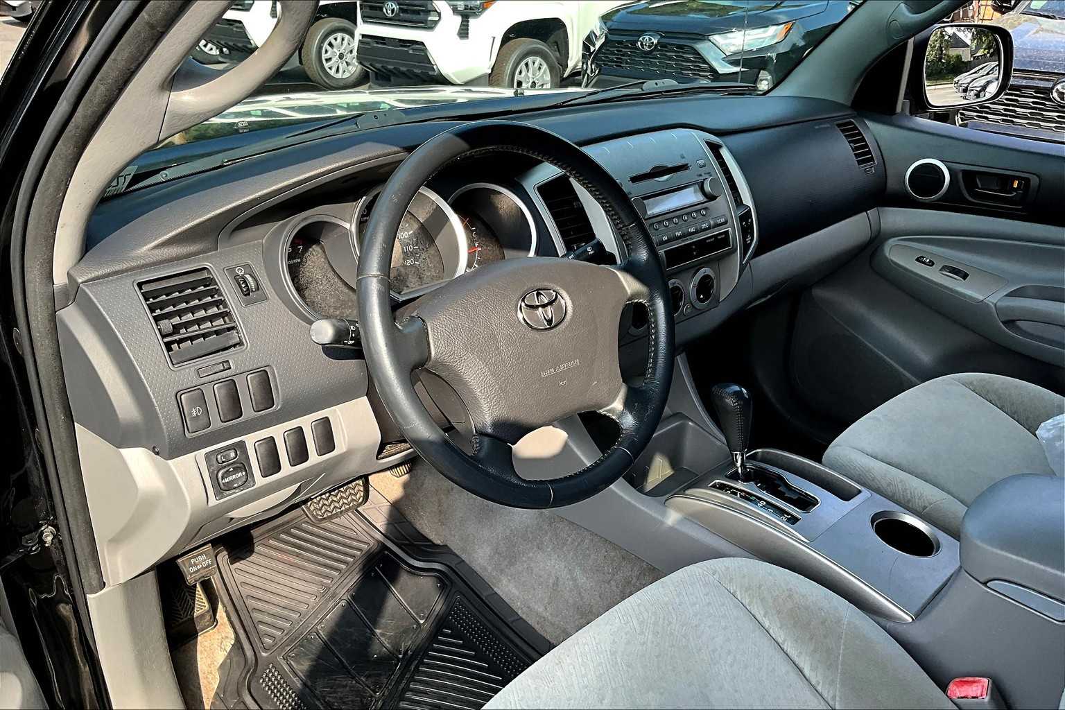 2007 Toyota Tacoma PreRunner photo 13
