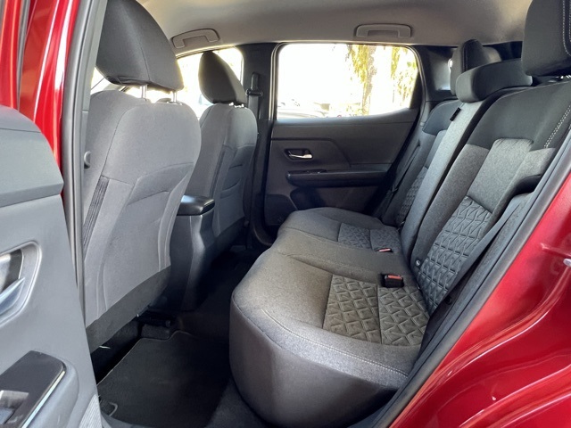 2025 Nissan Kicks SV photo 25