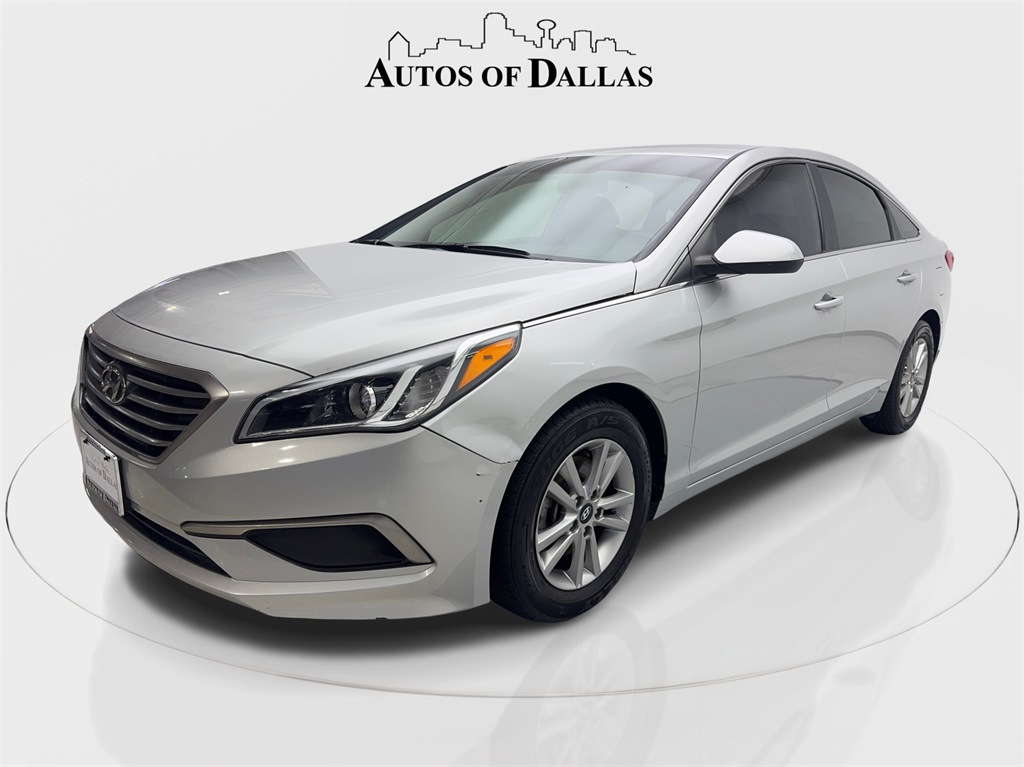 2017 Hyundai Sonata SE photo 2