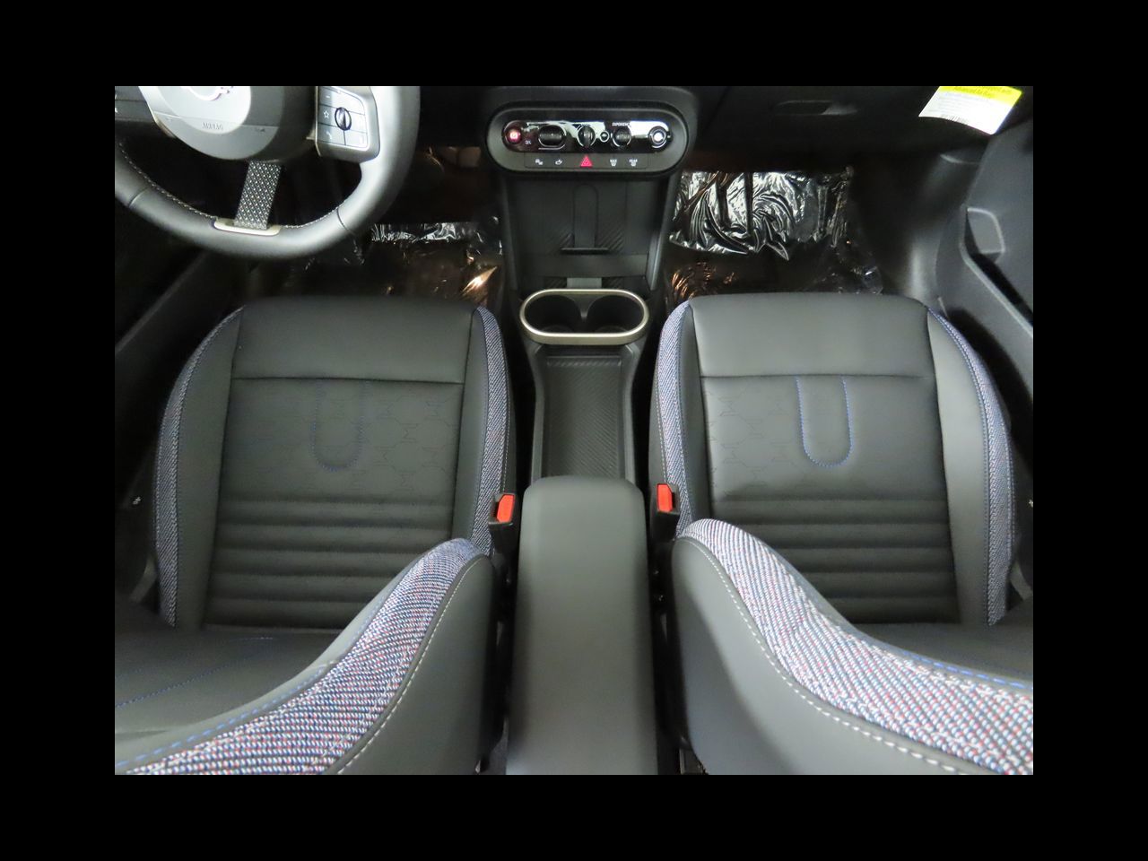 2025 Mini Cooper 4 Door Hardtop Signature photo 15