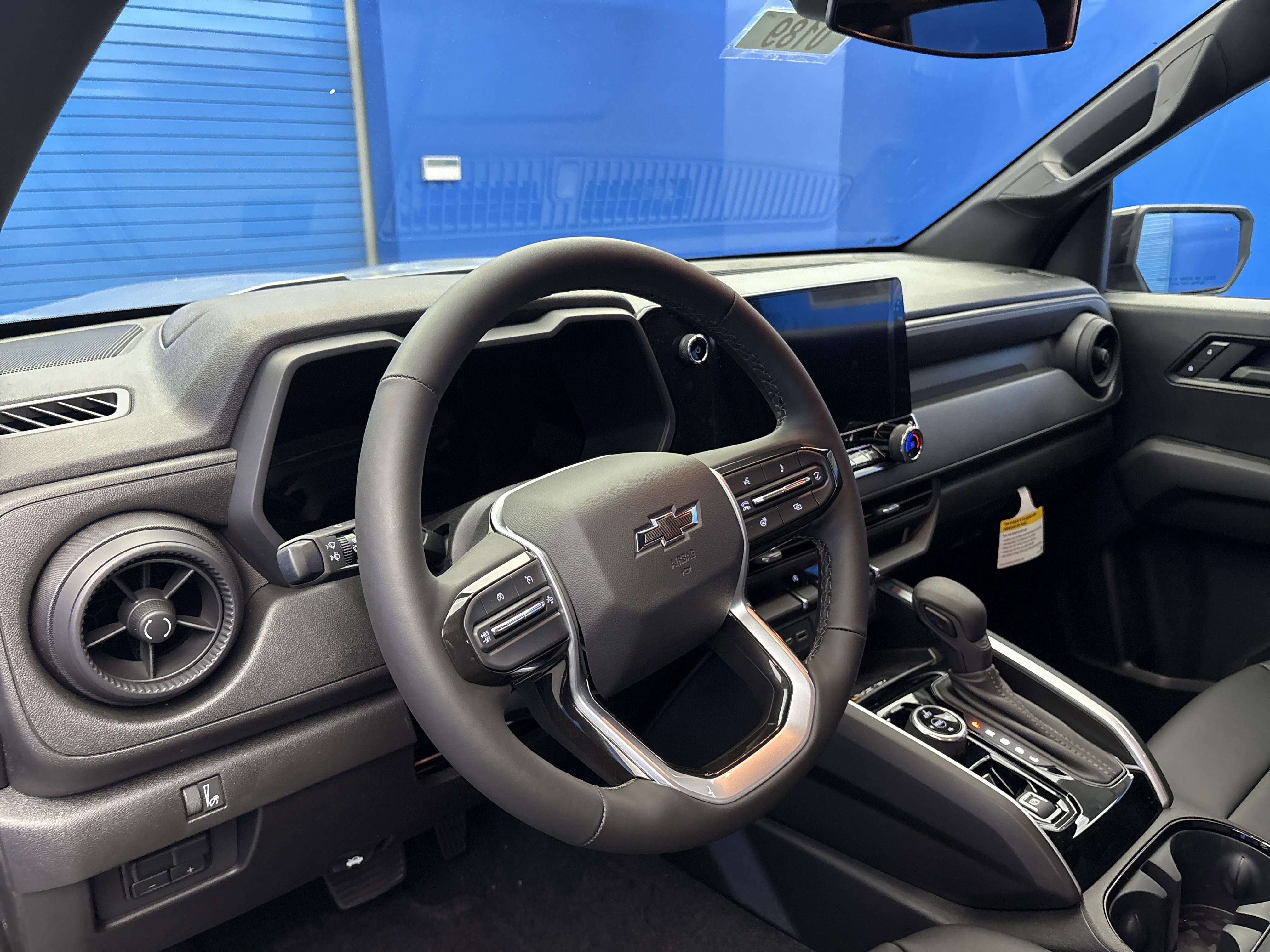 2026 Chevrolet Colorado Trail Boss photo 11