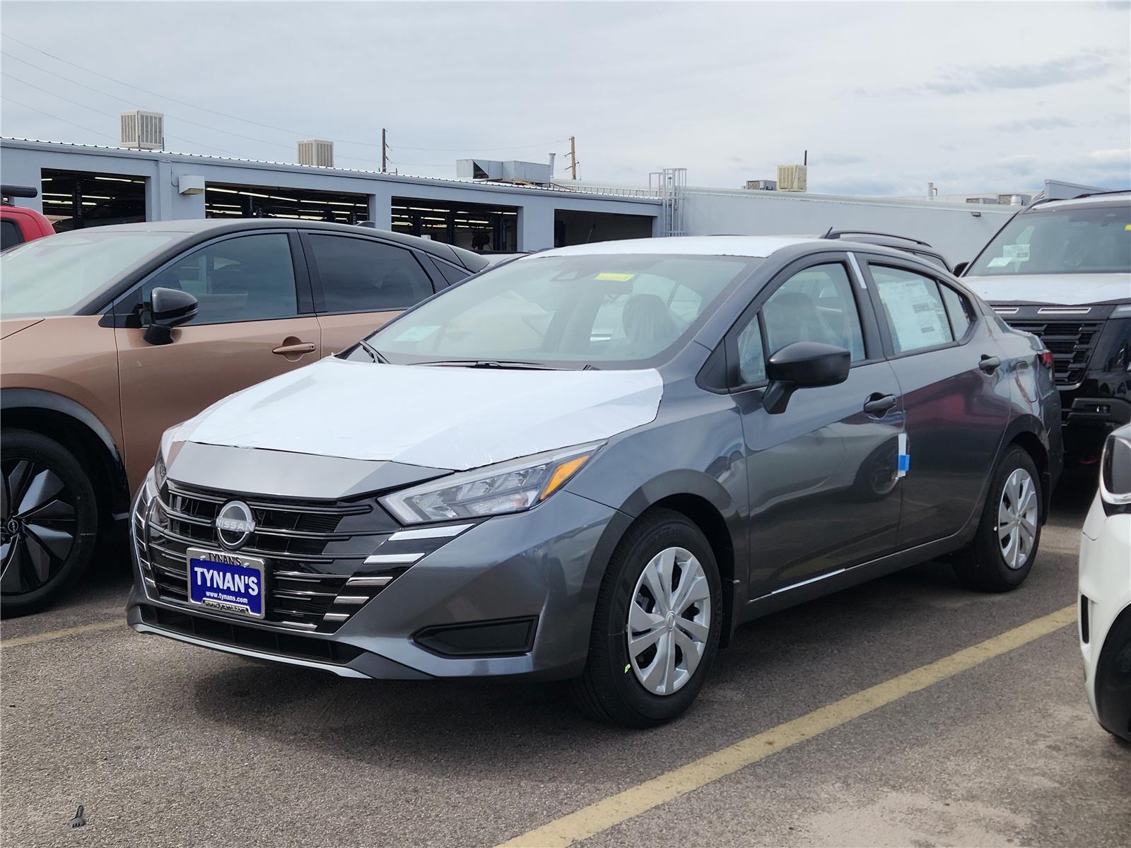 2025 Nissan Versa S photo 3