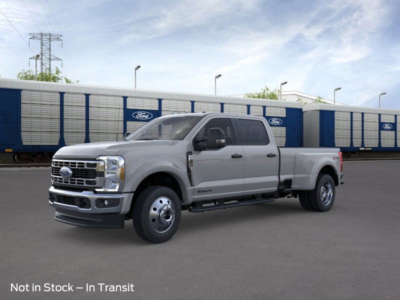 2026 Ford F-450 Super Duty XLT's photo