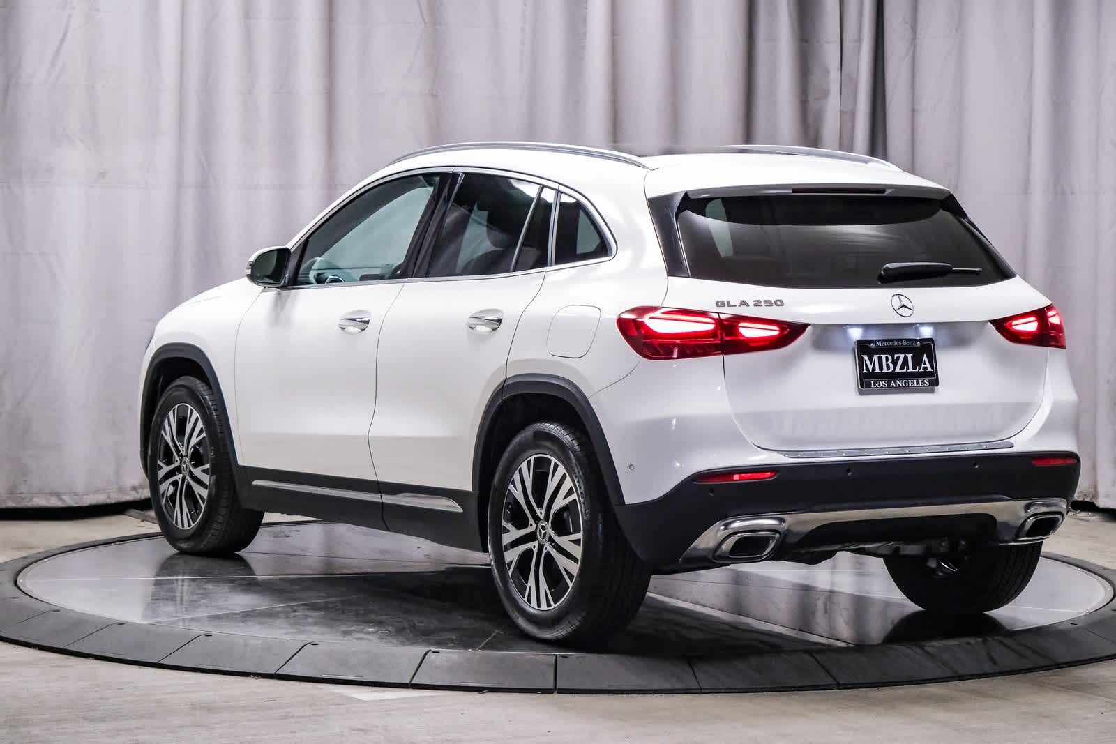 2025 Mercedes Benz GLA 250 photo 6