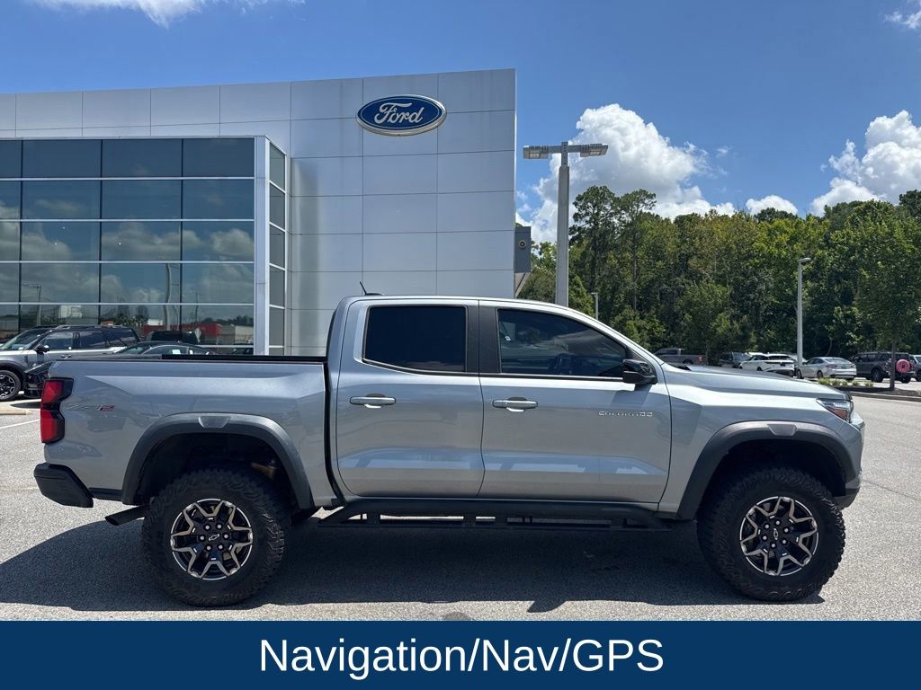 2024 Chevrolet Colorado ZR2 photo 2