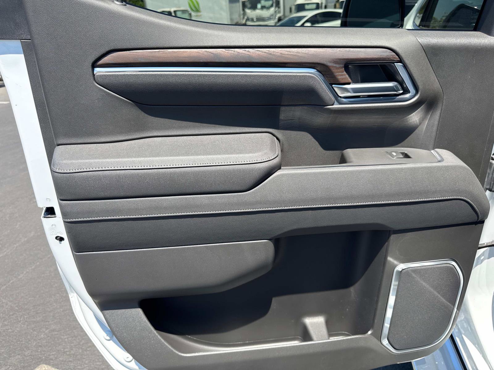 2025 Gmc Sierra 1500 SLT photo 24