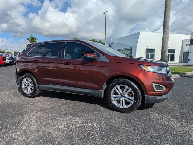 2015 Ford Edge SEL photo 2