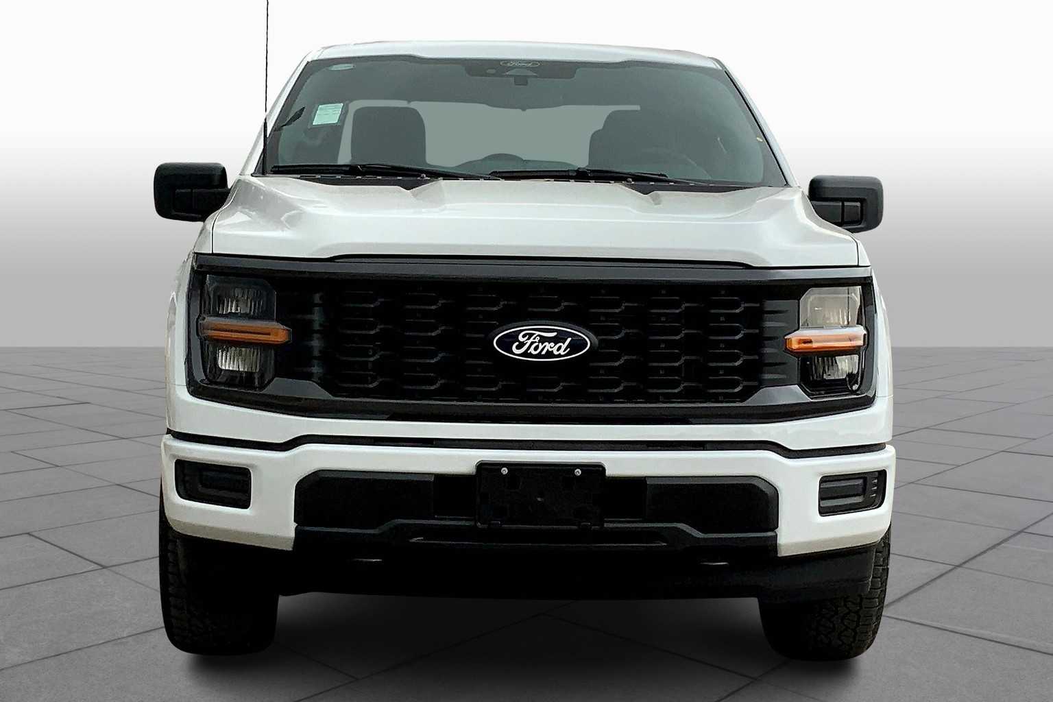 2025 Ford F-150 STX photo 3
