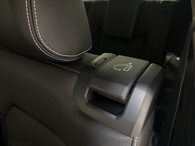 2026 Volkswagen Atlas SE Technology photo 28