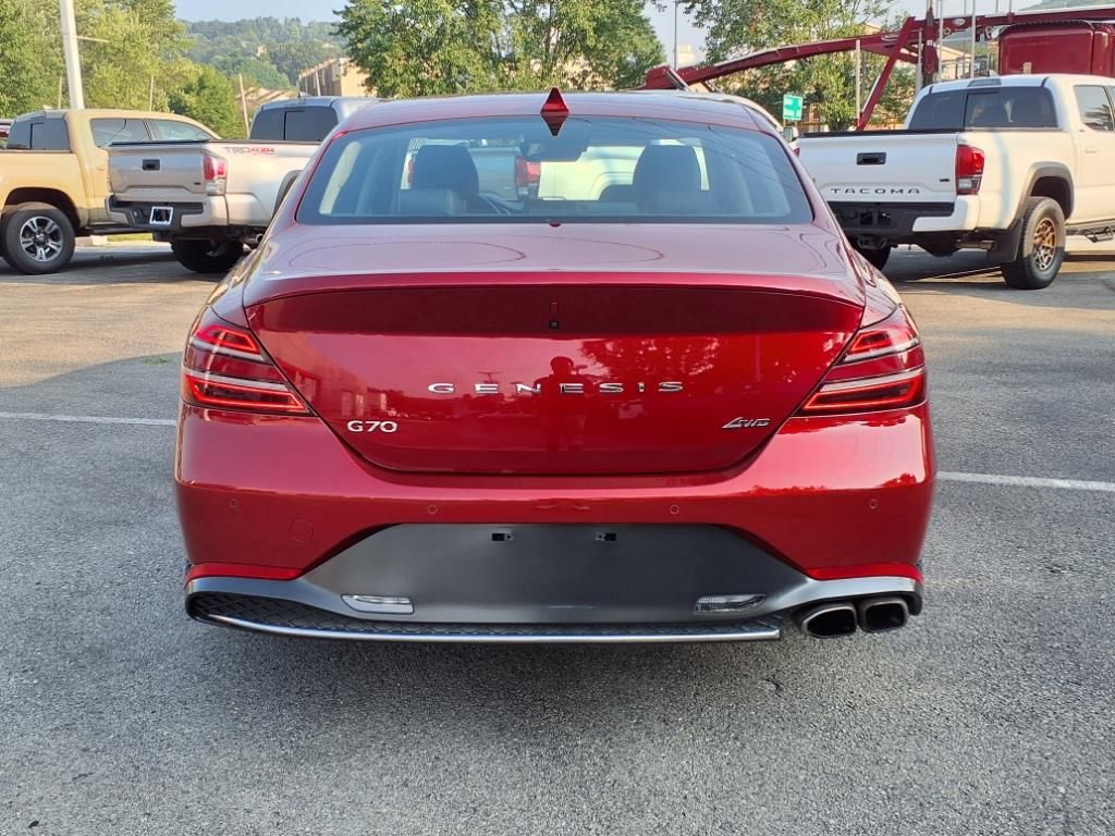 2022 Genesis G70 2.0T photo 5