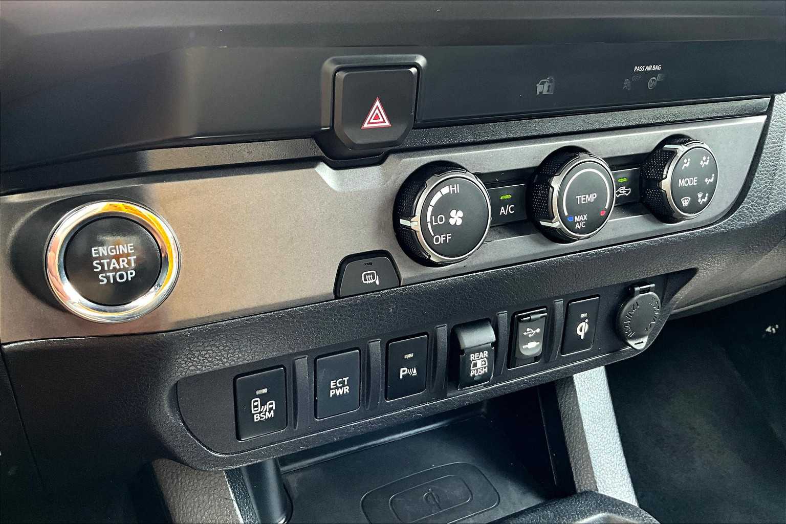 2019 Toyota Tacoma TRD photo 65