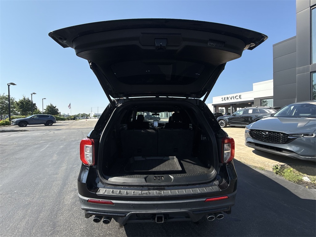 2020 Ford Explorer ST photo 23
