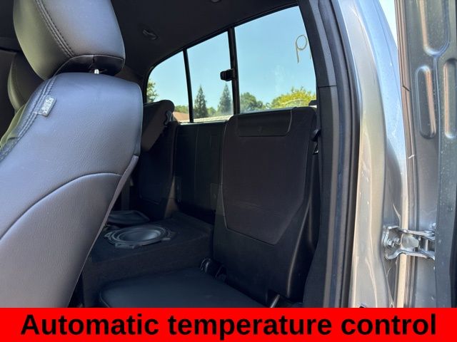 2022 Toyota Tacoma TRD Off-Road photo 15