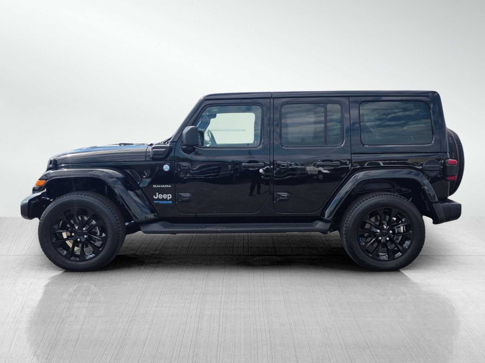 2022 Jeep Wrangler Unlimited Sahara 4xe photo 4