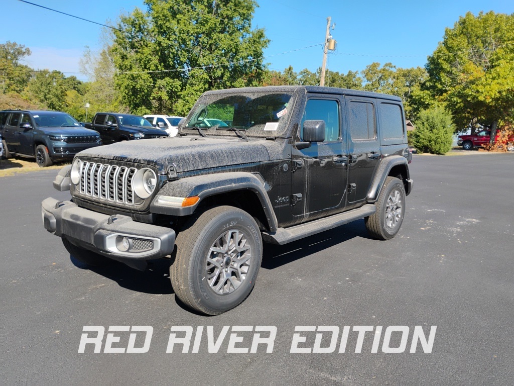 2025 Jeep Wrangler 4-Door Sahara's photo