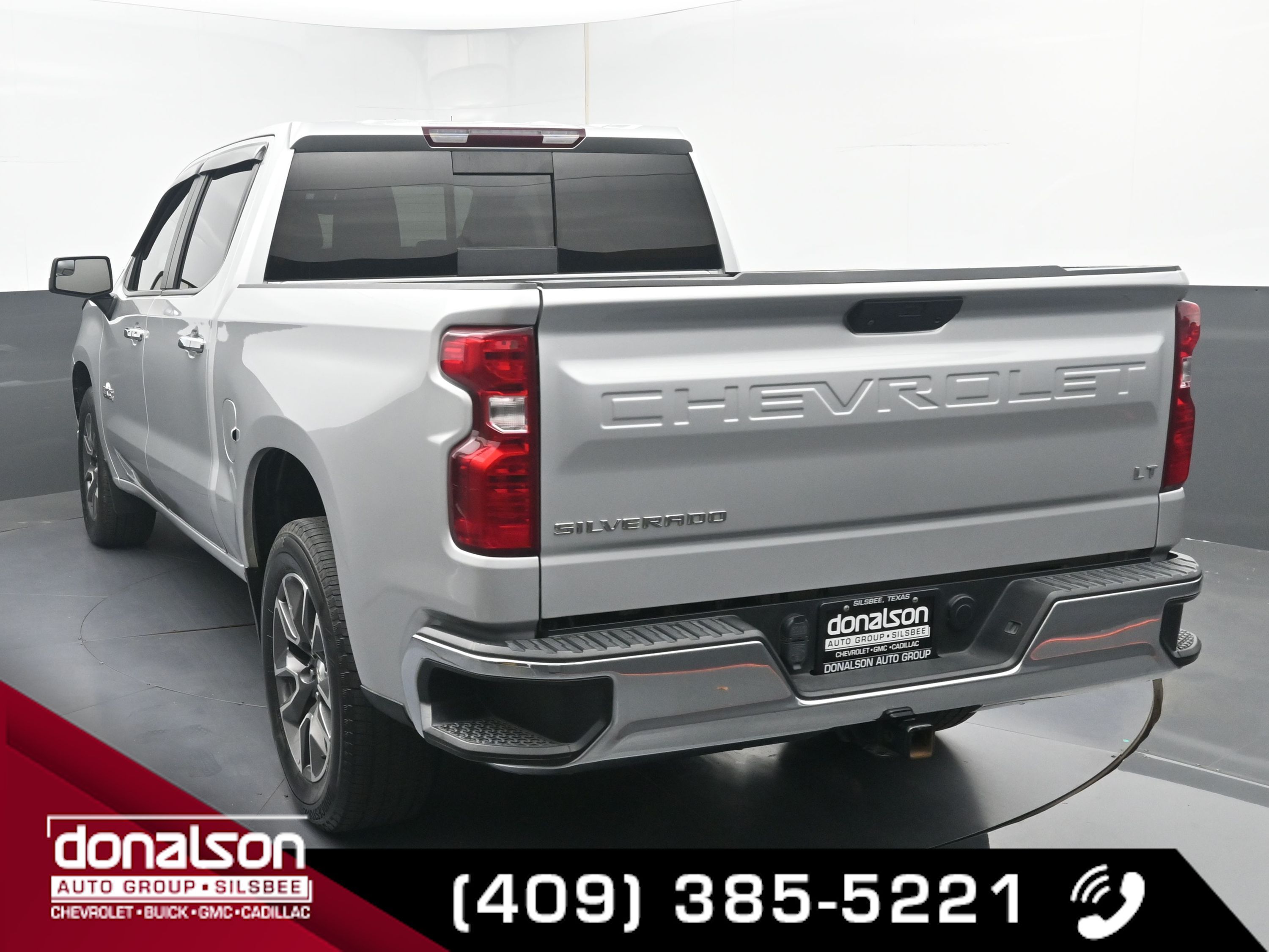 2022 Chevrolet Silverado 1500 LT photo 3