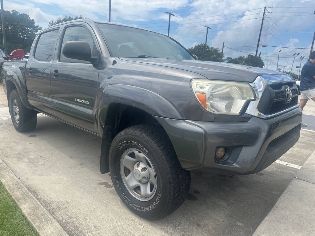 2013 Toyota Tacoma PreRunner SR5 photo 2
