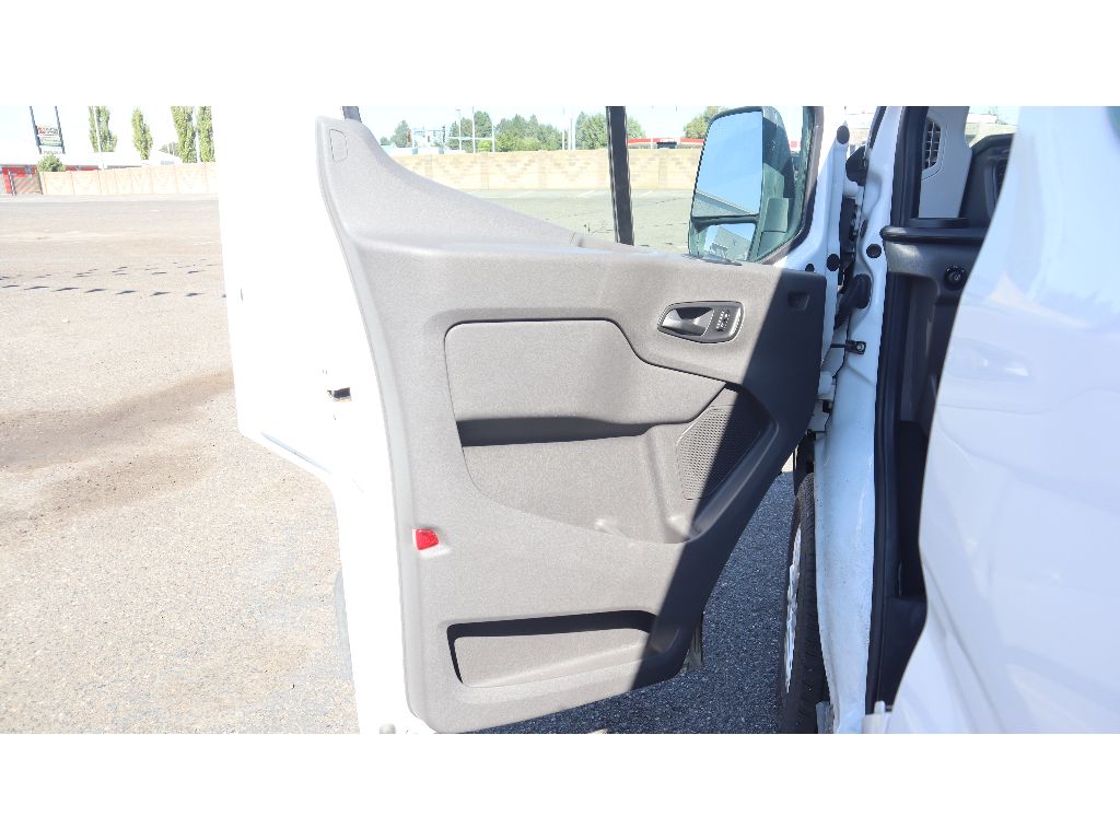 2021 Ford Transit XLT photo 6