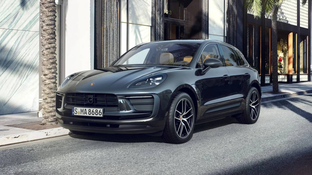 2025 Porsche Macan's photo