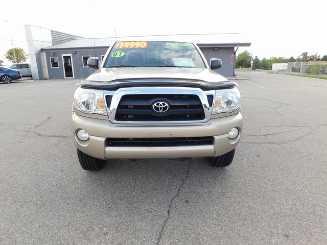 2007 Toyota Tacoma PreRunner photo 10
