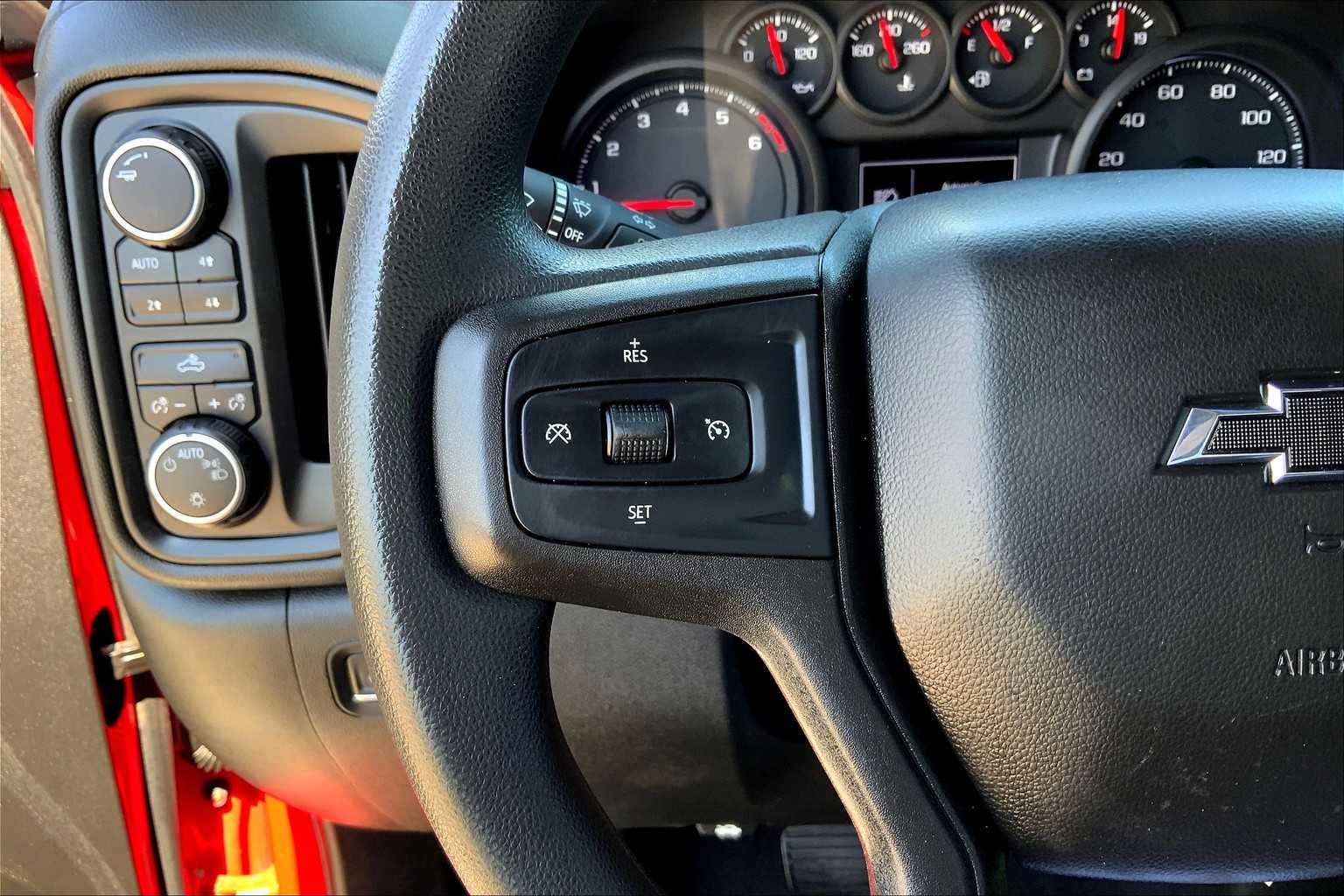 2019 Chevrolet Silverado 1500 Custom Trail Boss photo 22