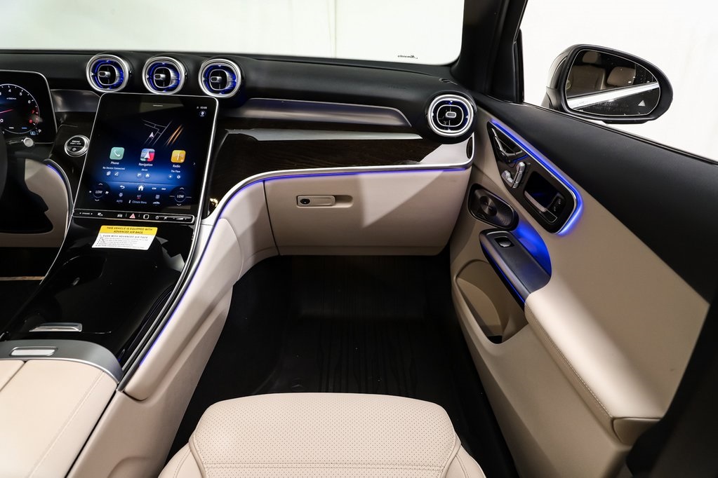 2025 Mercedes Benz GLC 300 4MATIC photo 16
