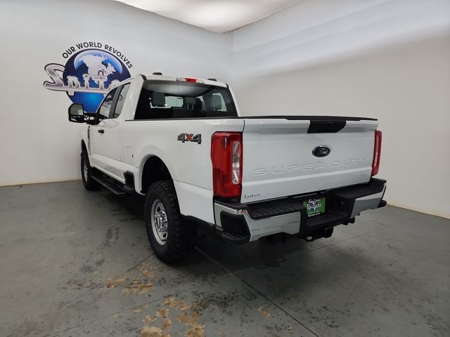 2026 Ford F-250 XL photo 2