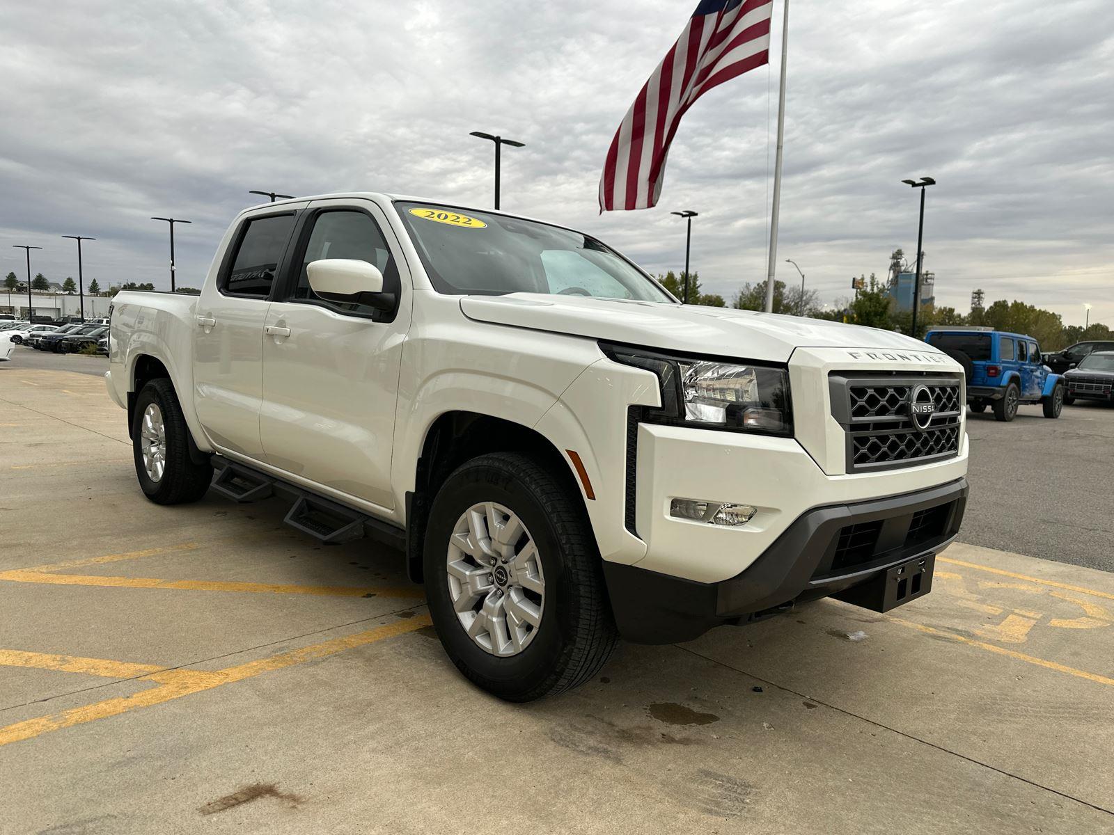 2022 Nissan Frontier SV photo 4