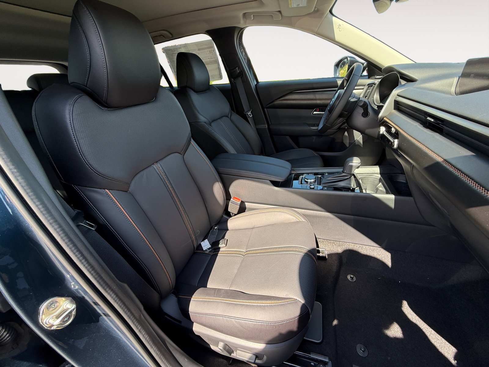 2025 Mazda CX-50 Premium photo 19