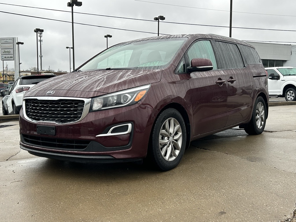 2019 Kia Sedona EX photo 2
