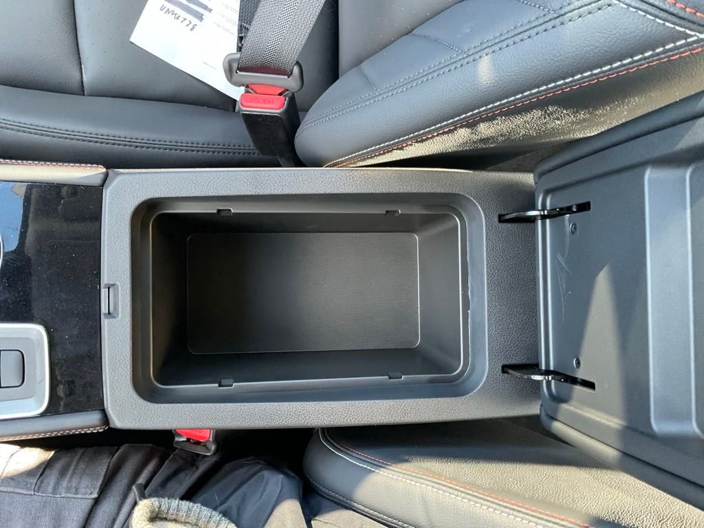 2025 Nissan Altima 2.5 SR photo 26