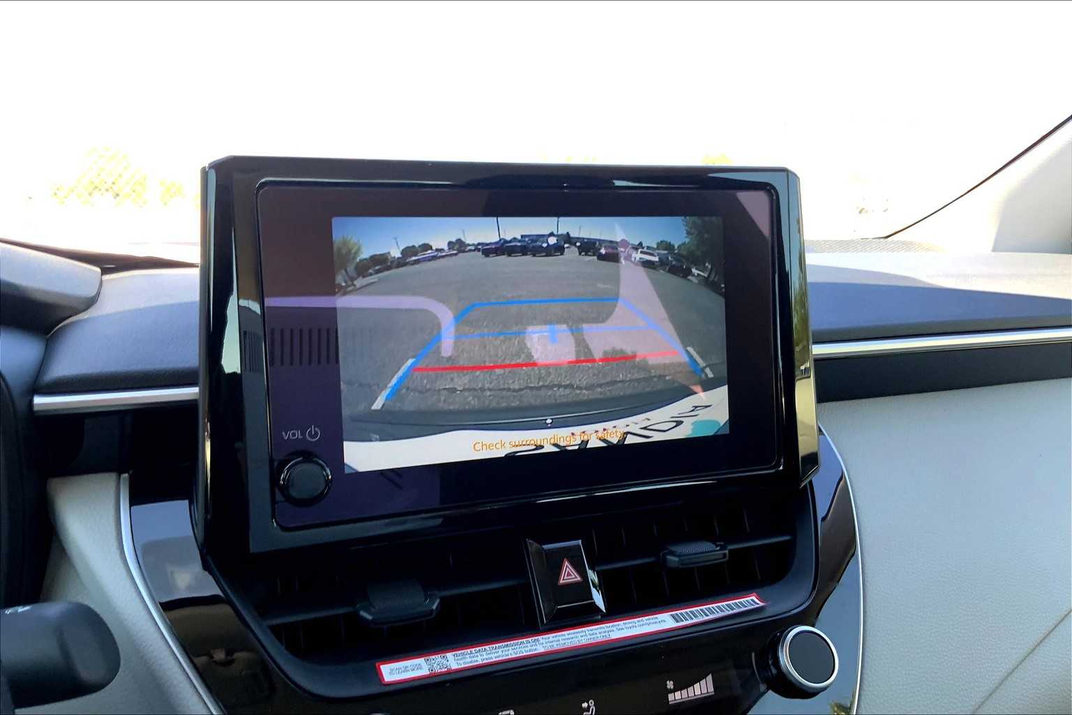 2025 Toyota Corolla Hybrid LE photo 24