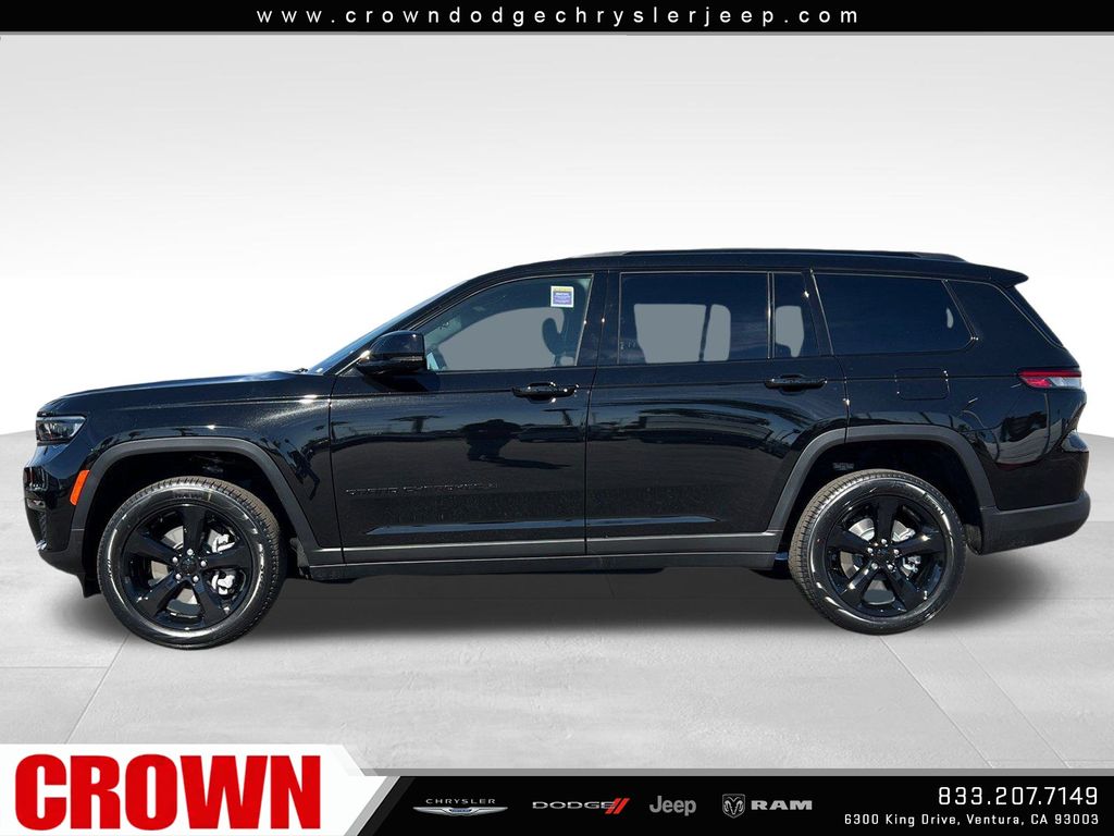 2025 Jeep Grand Cherokee Limited photo 2