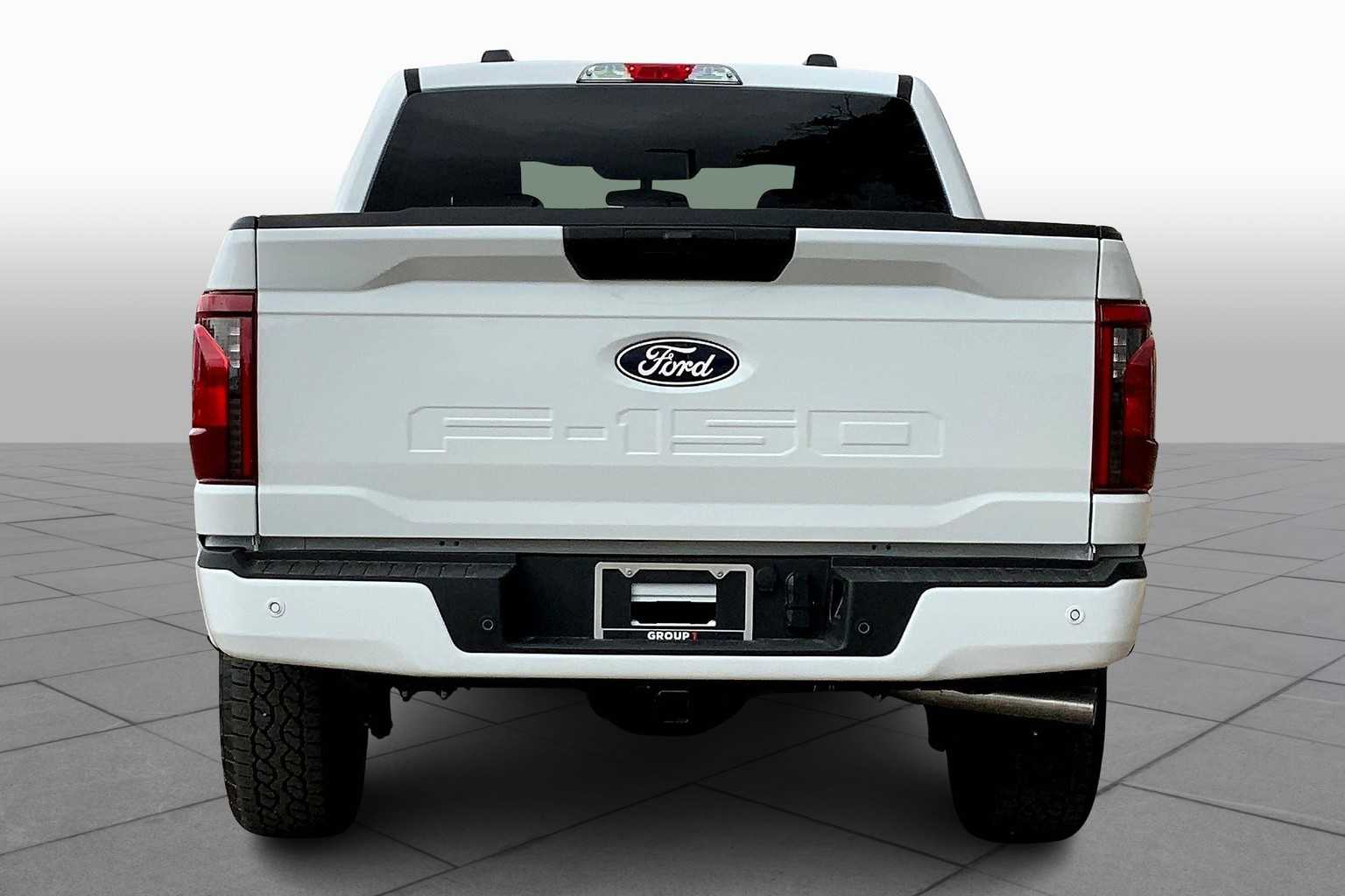 2025 Ford F-150 STX photo 4