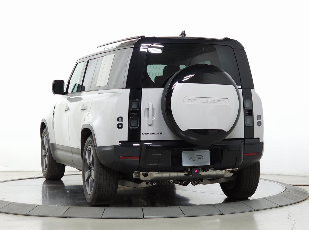 2026 LAND ROVER DEFENDER - Image 2