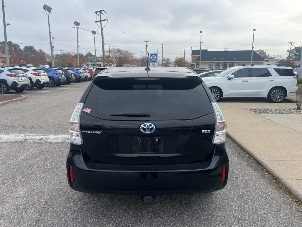 2013 Toyota Prius V Three photo 4