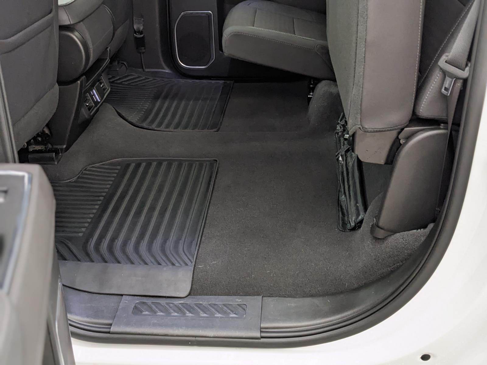 2023 Chevrolet Silverado 1500 photo 21