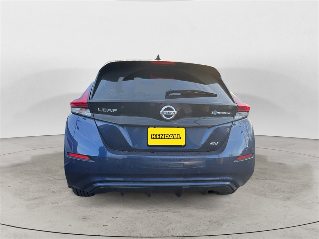 2021 Nissan Leaf SV photo 3