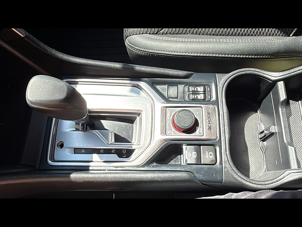 2023 Subaru Forester Premium photo 18