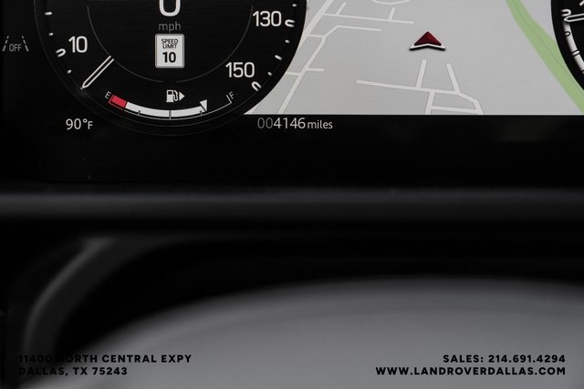 2025 Land Rover Defender 110 X-Dynamic SE photo 21